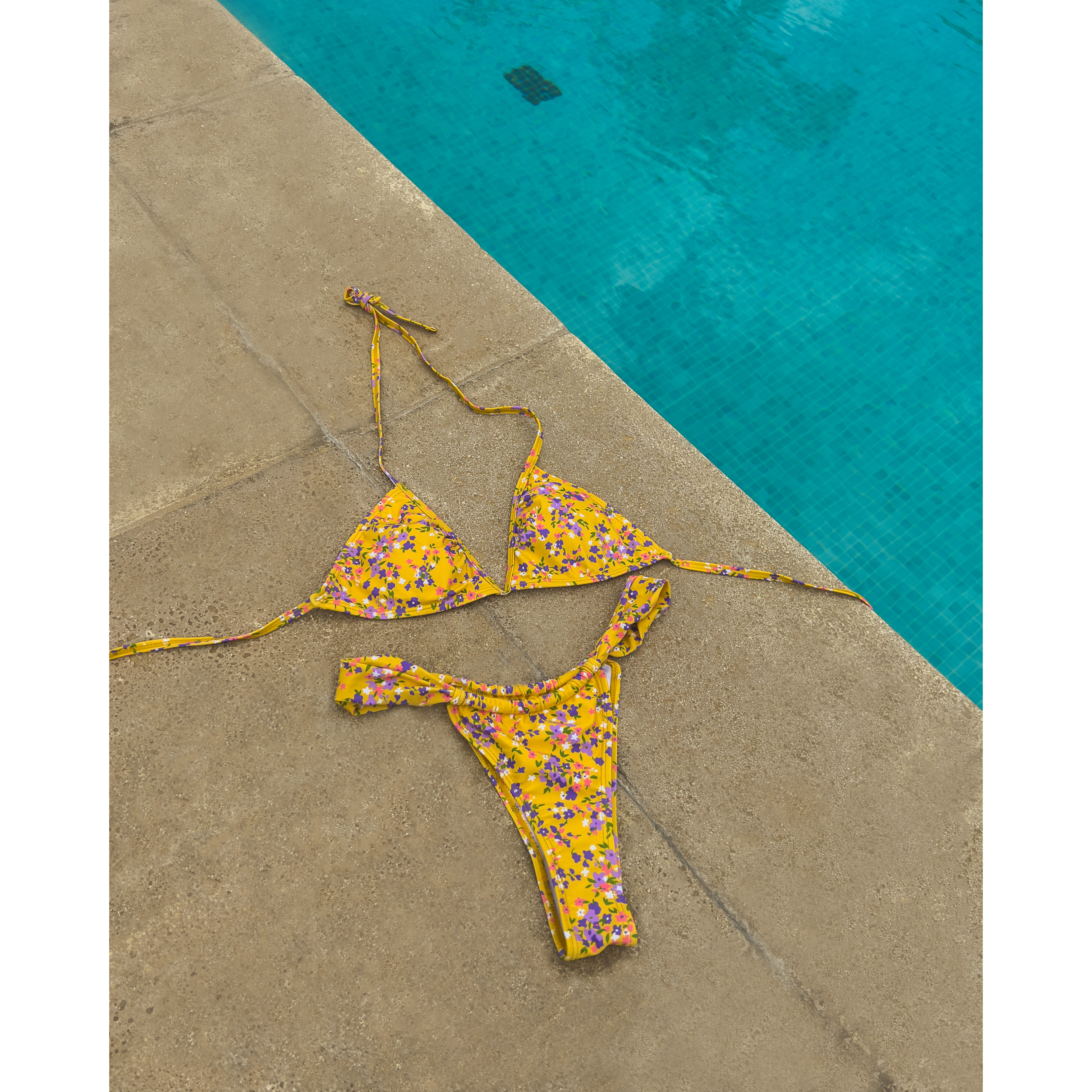 Bikini Sunflower amarillo floral Costa Rica - Kiwi Dream